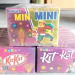 Kit Kat and Min Min